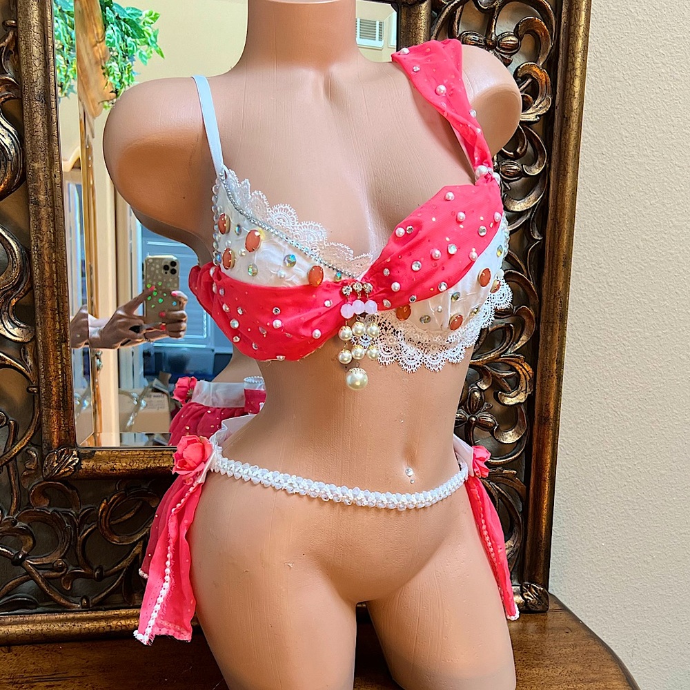 Sexy handmade rave sequined beaded bra top and bottom Halloween costume set